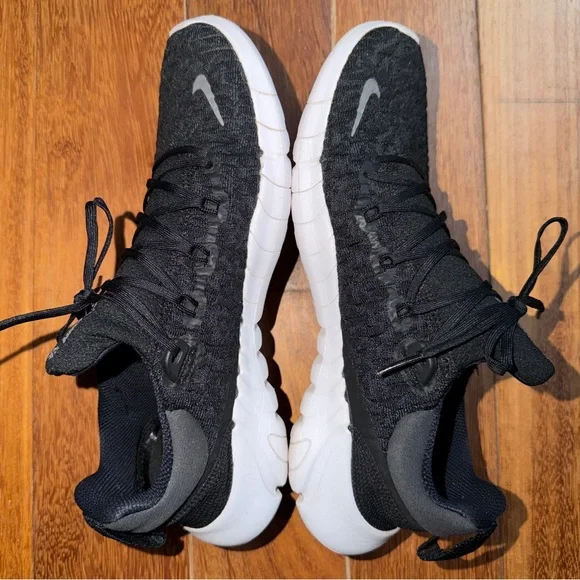 Women Nike Free Run 5.0 Next Nature Black White Athletic Sneaker sz7.5 CZ1891001 - Picture 12 of 16